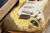Fender Custom Shop Namm 2019 Ltd Edition 67 Stratocaster Big Head Super Heavy Relic Aged Vintage White-10.jpg